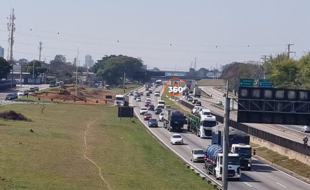 Novo viaduto da Via Dutra em São José dos Campos será entregue em fevereiro de 2026. Saiba detalhes 1 Novo viaduto da Via Dutra em São José dos Campos