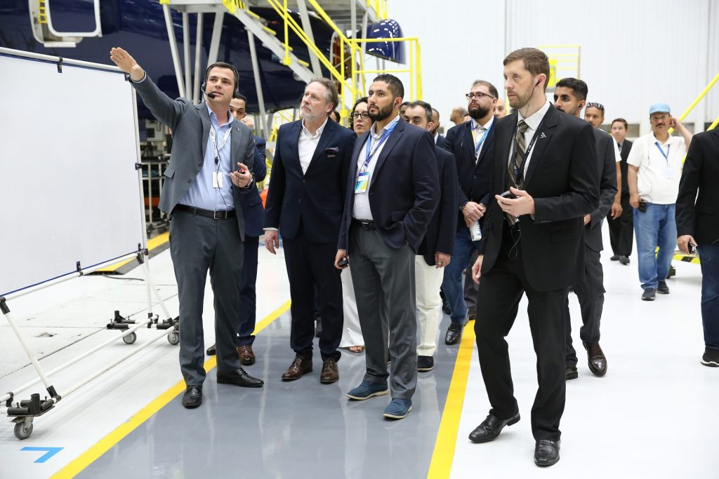 Embraer recebe príncipe saudita em São José dos Campos