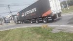 Caminhão quebra e bloqueia importante via de Pinda