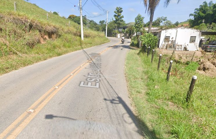 Motociclista tem perna amputada em acidente em estrada de São José dos Campos
