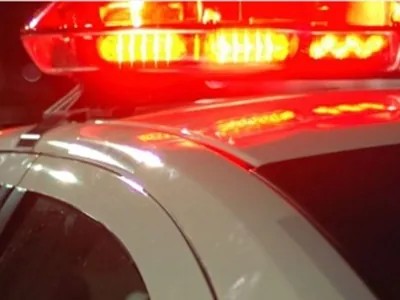 Jovem bate com moto em poste e morre em rodovia do Vale do Paraíba
