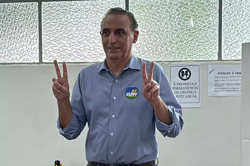 Eduardo Cury (PL) vota confiante na virada em São José dos Campos