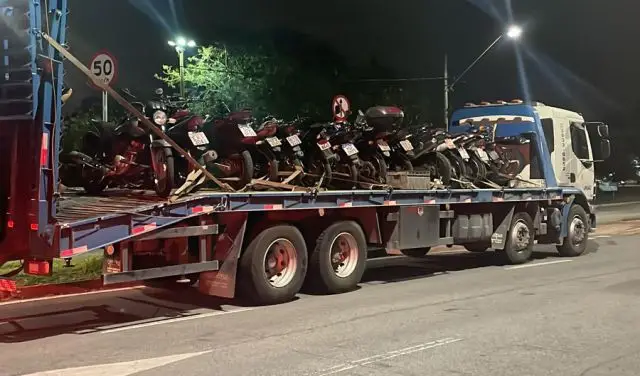 motos barulhentas em Jacareí