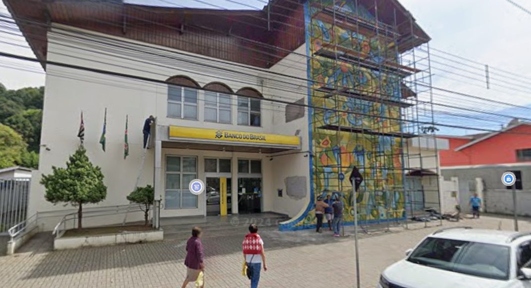 Prédio icônico de Campos do Jordão vai a leilão na quinta (28)