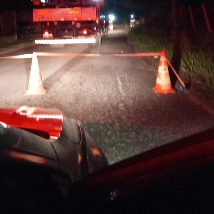 Estrada de Taubaté é interditada após acidente