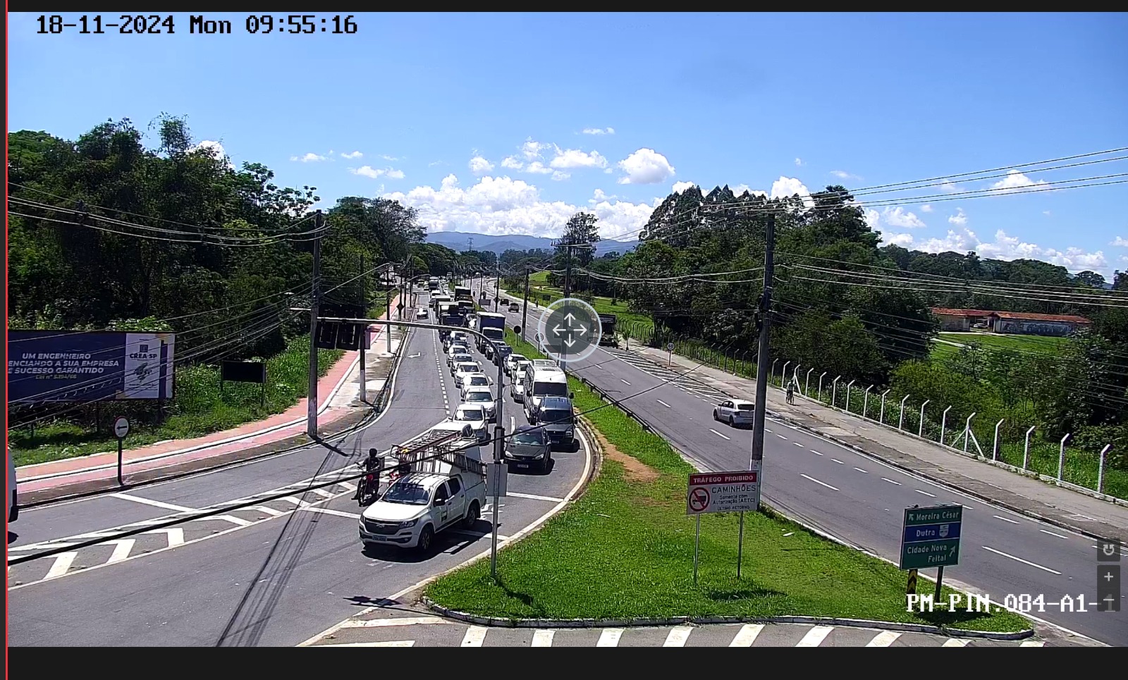 Obras na Via Dutra causam transtornos aos motoristas dentro de Pinda