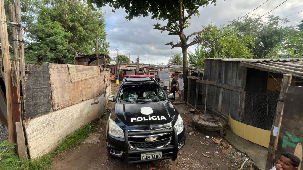 Policiais encontram submetralhadora e escopeta em busca por homem procurado por homicídio no Vale do Paraíba 4 WhatsApp Image 2024 11 30 at 08.10.12 2