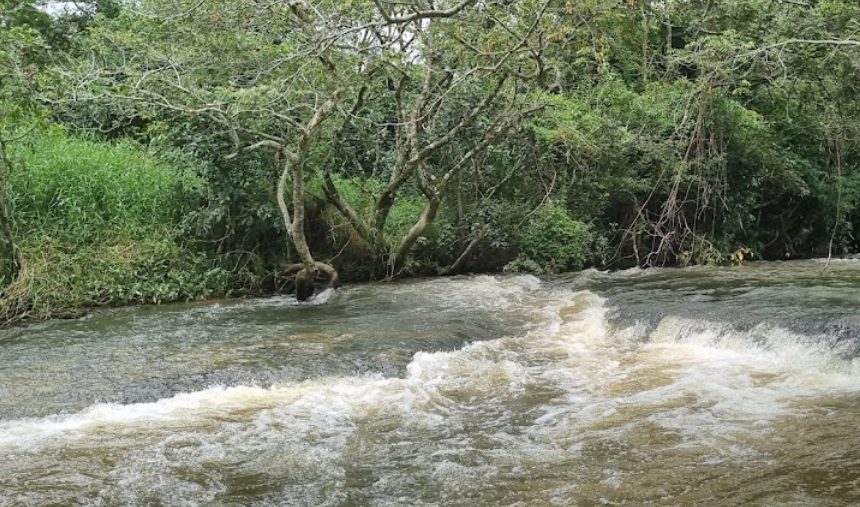cachoeira de Pinda