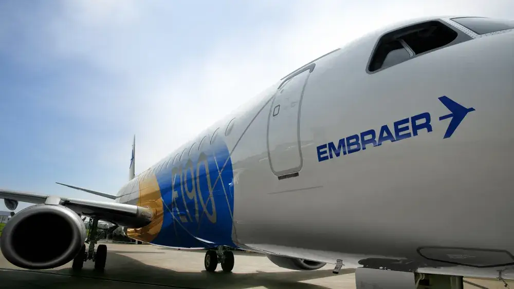 Avião da Embraer E-190