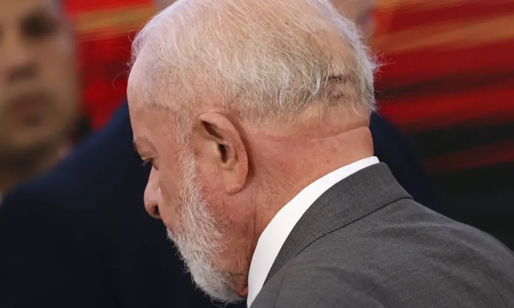 Lula é operado