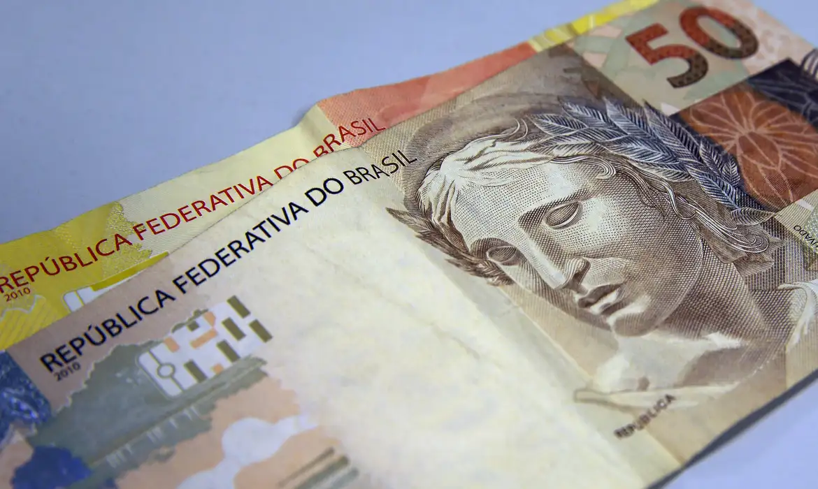 Gatilho salarial em SJC