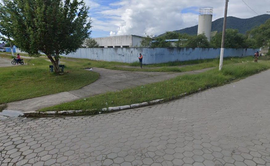 Tiroteio em escola abandonada em Caraguatatuba resulta na morte de duas pessoas