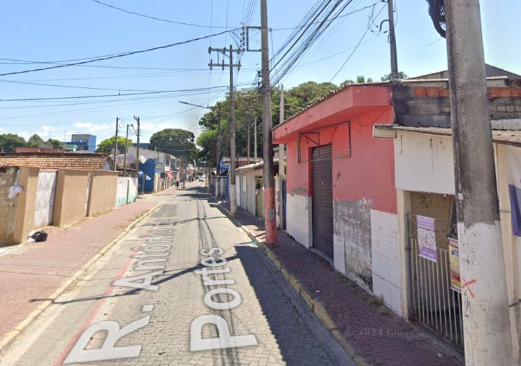 Atiradores executam homem e ferem outro no Centro de Potim