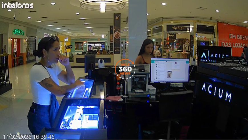 Vídeo: Polícia busca ladras, que furtaram celulares em quiosque de shopping em São José dos Campos