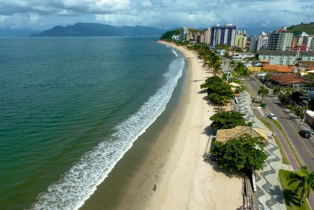Homem é preso em flagrante por estupro de vulnerável em quiosque de praia de Caraguatatuba 1 quiosque de praia de Caraguatatuba