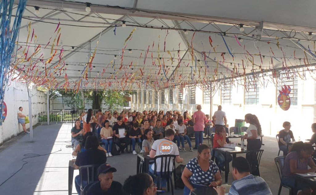 Projeto polemico em Sao Jose dos Campos ciclistas e carros compartilham faixa em avenida 35