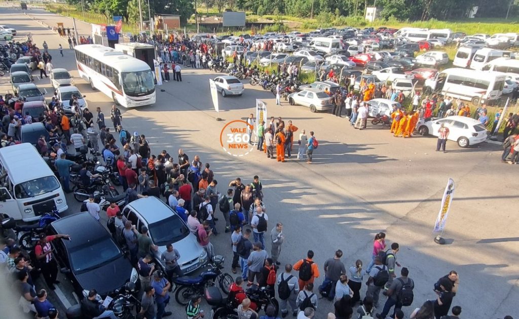 Além de gerar 5 mil empregos, investimento da Petrobrás na parada da Revap de São José dos Campos será de R$ 1 bi 1 Revap de São José dos Campos