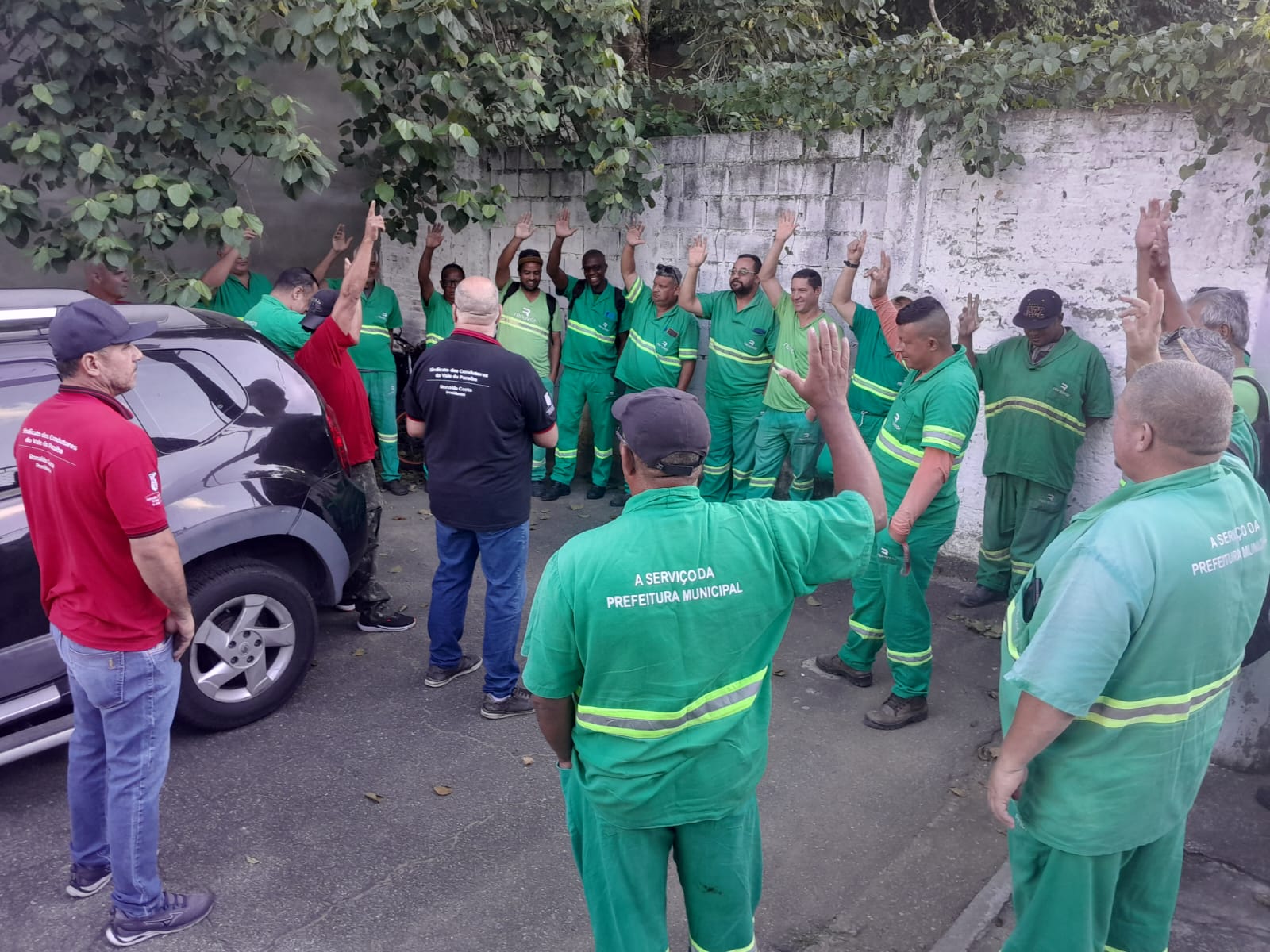 Sindicato dos Condutores disse que chegou a acordo com empresa de lixo para evitar paralisação em Pinda