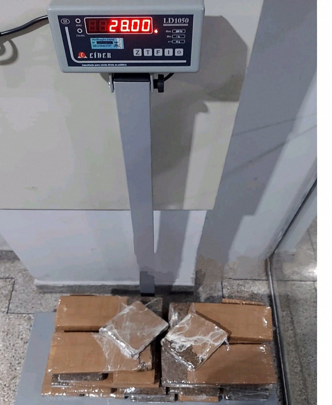 Motorista de aplicativo é preso com 28 kg de maconha