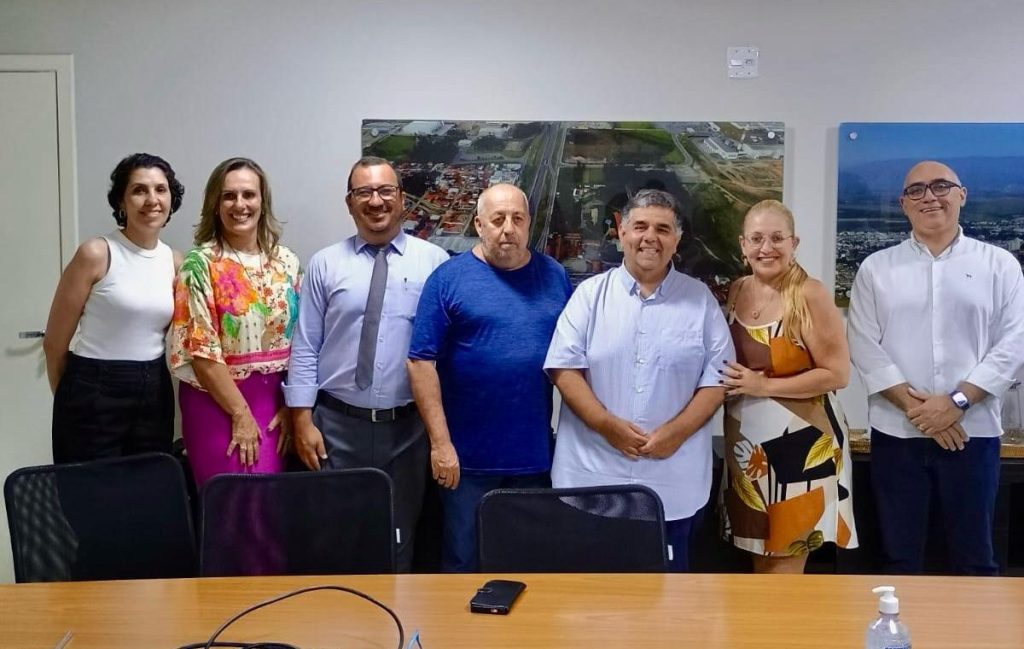 Prefeitura de Guaratinguetá envia à Câmara projeto de lei do acordo coletivo dos servidores 1 acordo coletivo dos servidores