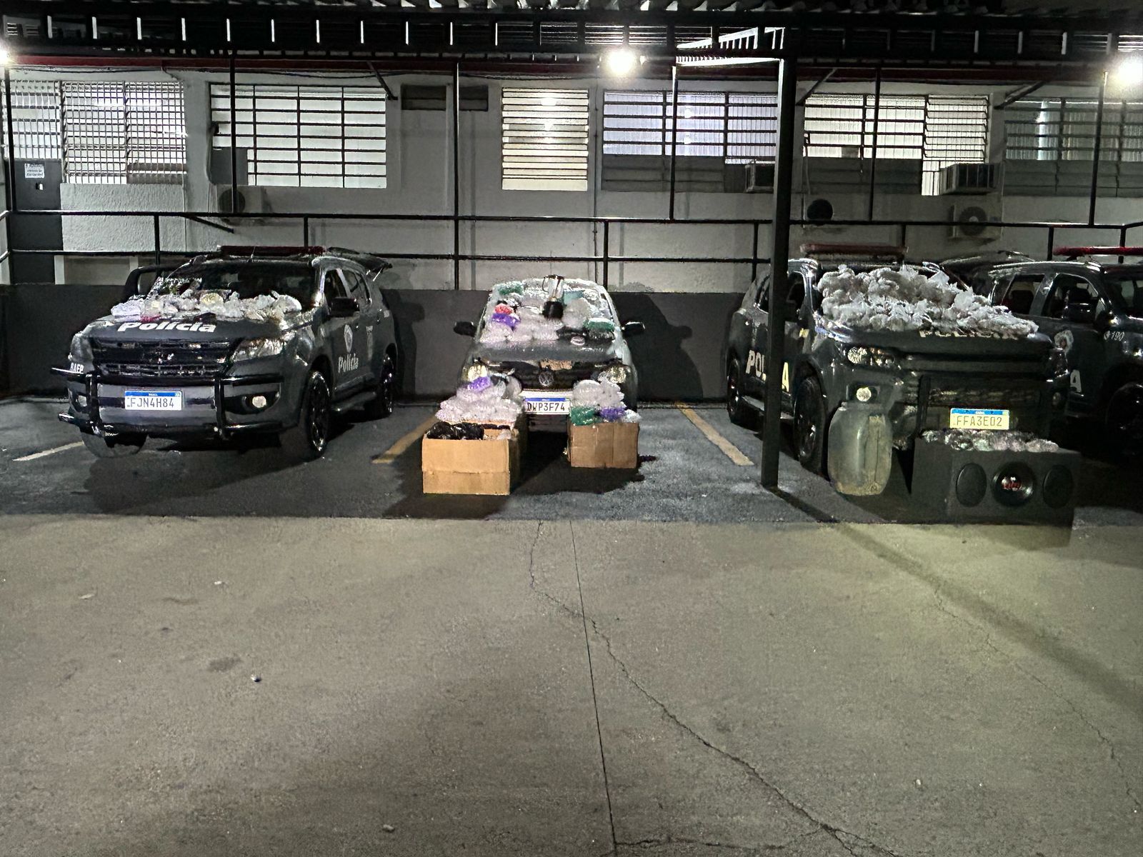 PM prende seis por tráfico de drogas e 16 kg de entorpecentes em São José dos Campos