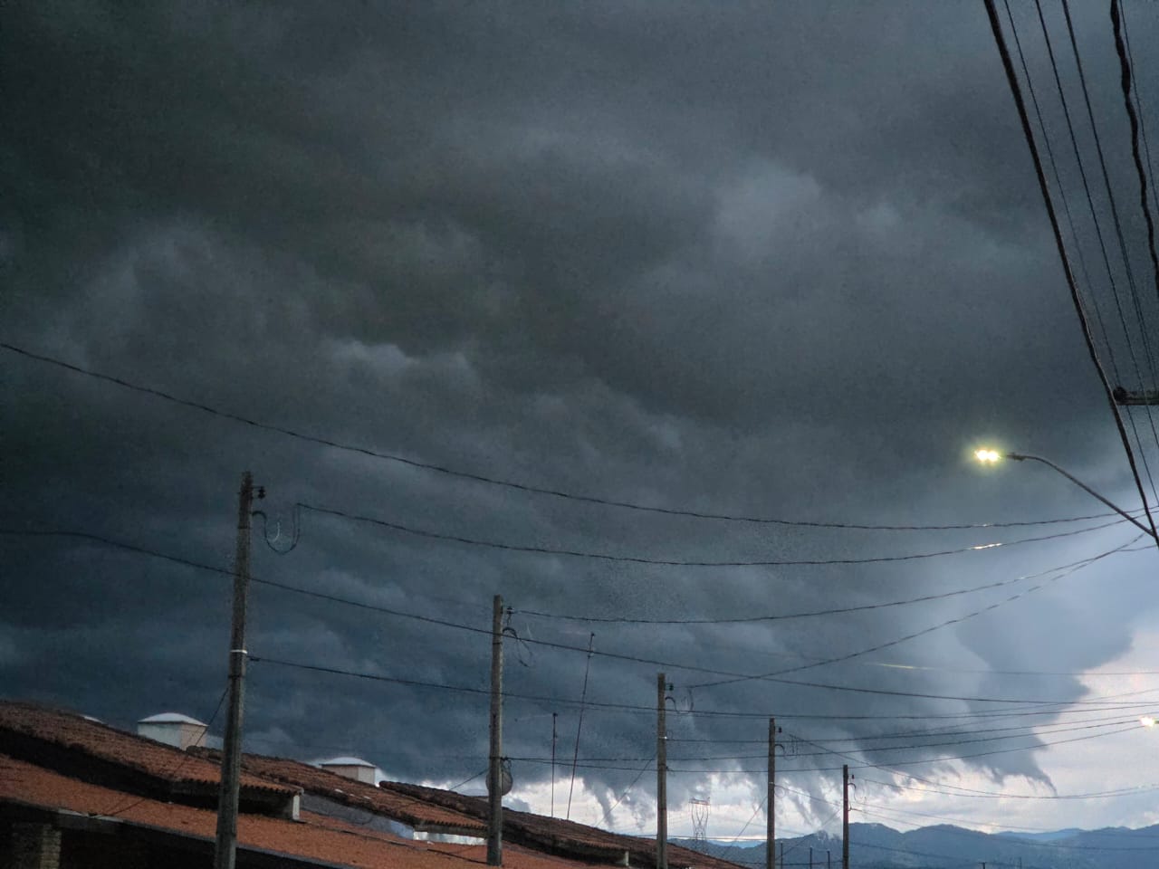 Defesa Civil prevê temporais e granizo