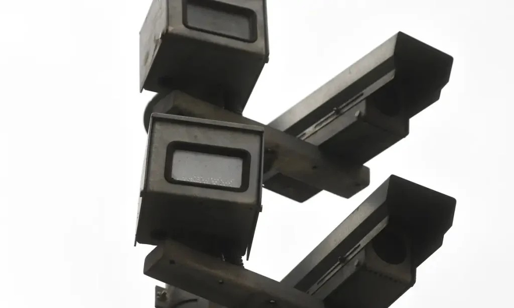 Após estudo técnico, Prefeitura anuncia retirada de radares em Taubaté em 12 vias da cidade 1 retirada de radares em Taubate