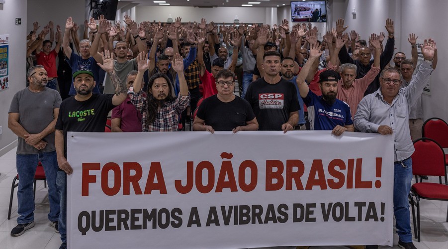 funcionários da Avibras