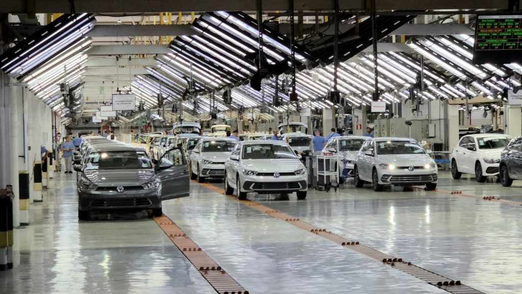 Vídeo - Direto da Volks Taubaté: Saiba como é produzido o Tera, que estreia no começo de junho 5 Como é produzido o tera