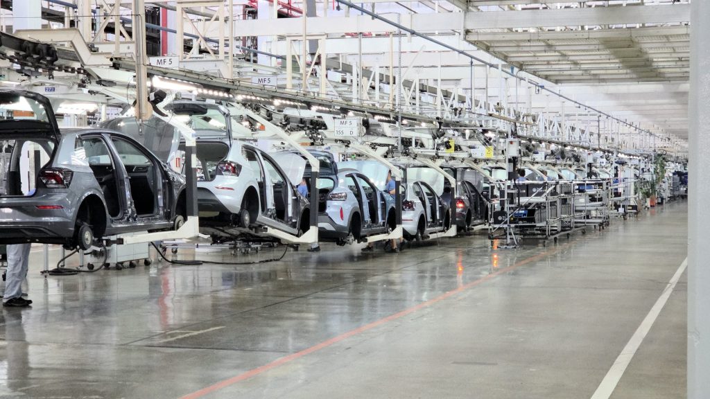 Vídeo - Direto da Volks Taubaté: Saiba como é produzido o Tera, que estreia no começo de junho 4 Como é produzido o tera