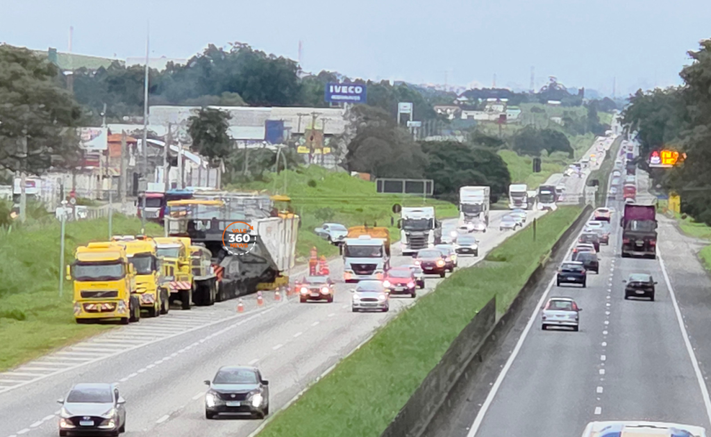 Carreta com transformador de 600 toneladas deve seguir viagem pela Dutra