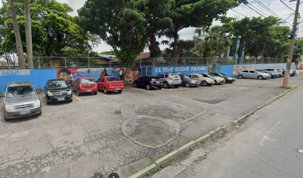 Adolescente é assaltada a caminho da escola em Taubaté