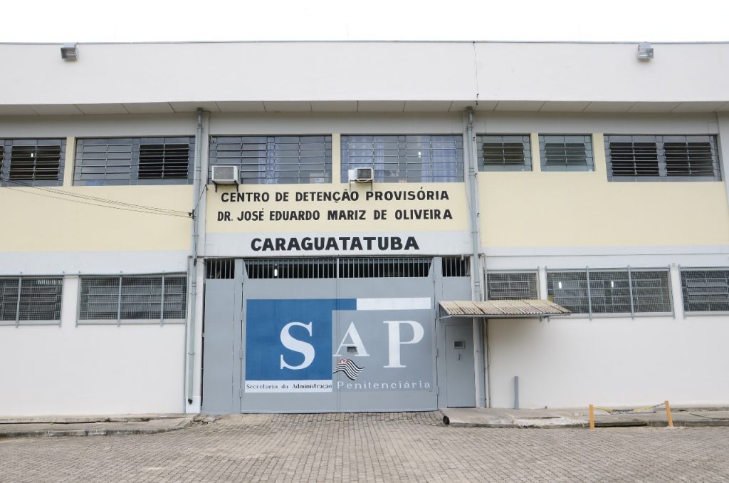 Detentos ateiam fogo e causam motim em presídio de Caraguatatuba