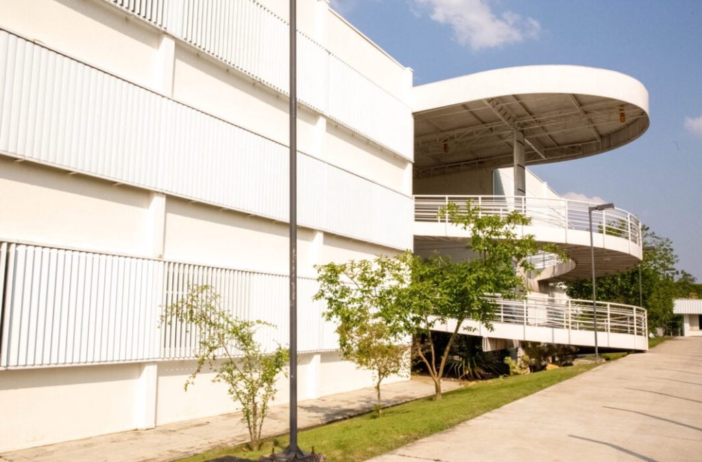 Colégio Embraer oferece 160 vagas para Ensino Médio em São José dos Campos