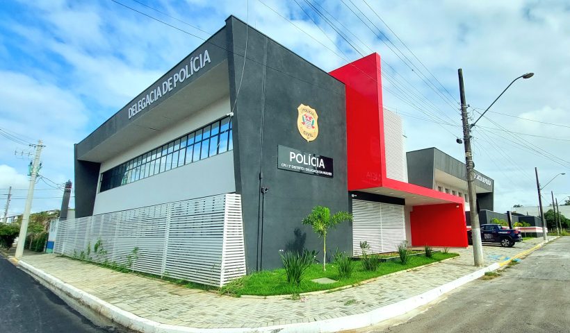 Homem é preso em flagrante por feminicídio e tentativa de homicídio em Lorena; vítima tinha medida protetiva