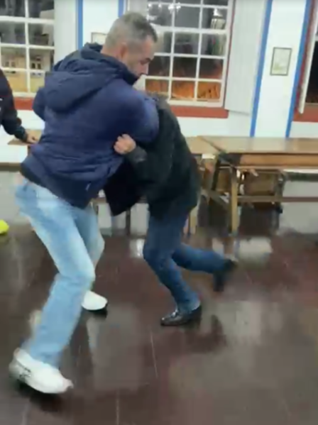 Vereadores se agridem em sessão da Câmara de Paraibuna