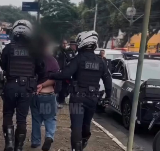 Vídeo mostra fuga e prisão de homem que matou vizinho em São José dos Campos