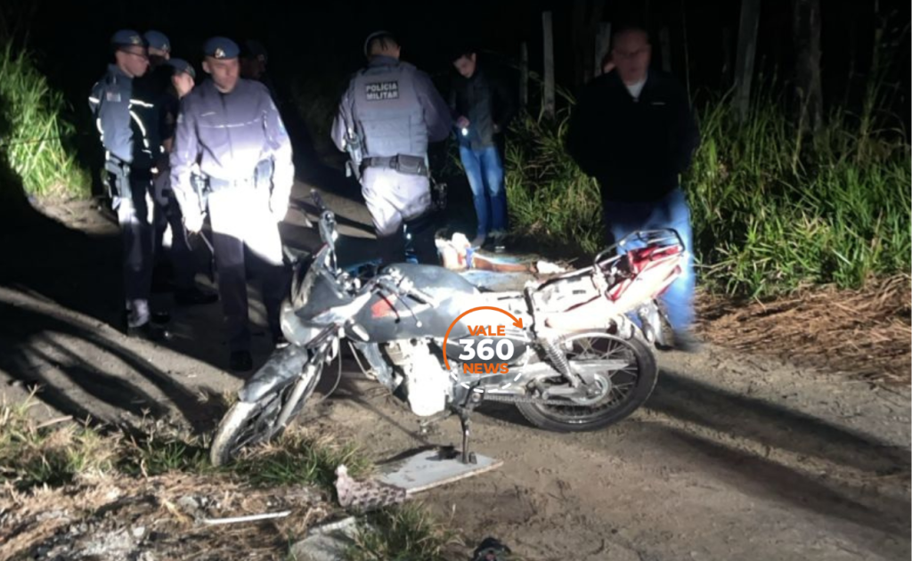 motociclista não obedece ordem de parada
