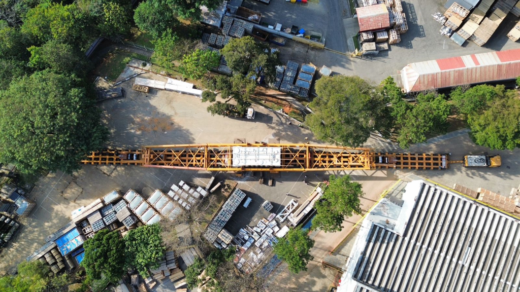 mega carreta com transformador