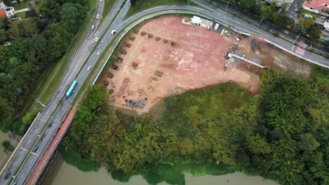 Justiça autoriza retomada de obra de supermercado no Urbanova, em São José dos Campos, em suposta área de preservação ambiental,
