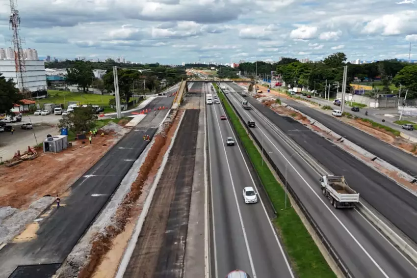 Novas pistas na marginal da Via Dutra