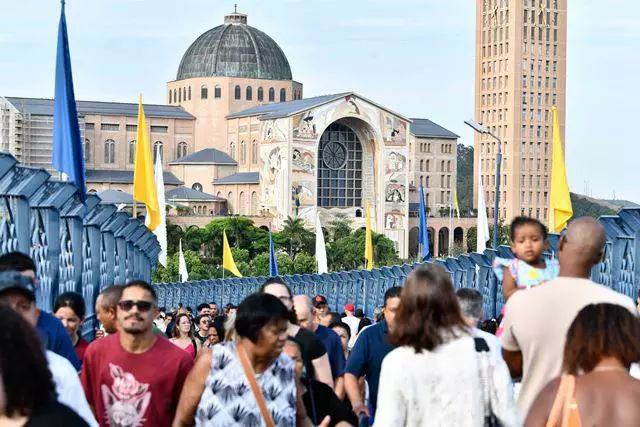 Aparecida pode perder o título de estância religiosa e o repasse de verba milionária. Entenda