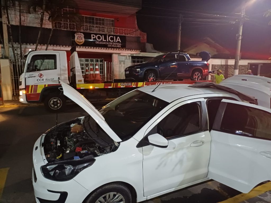 policial é atropelado e sofre fraturas durante fuga