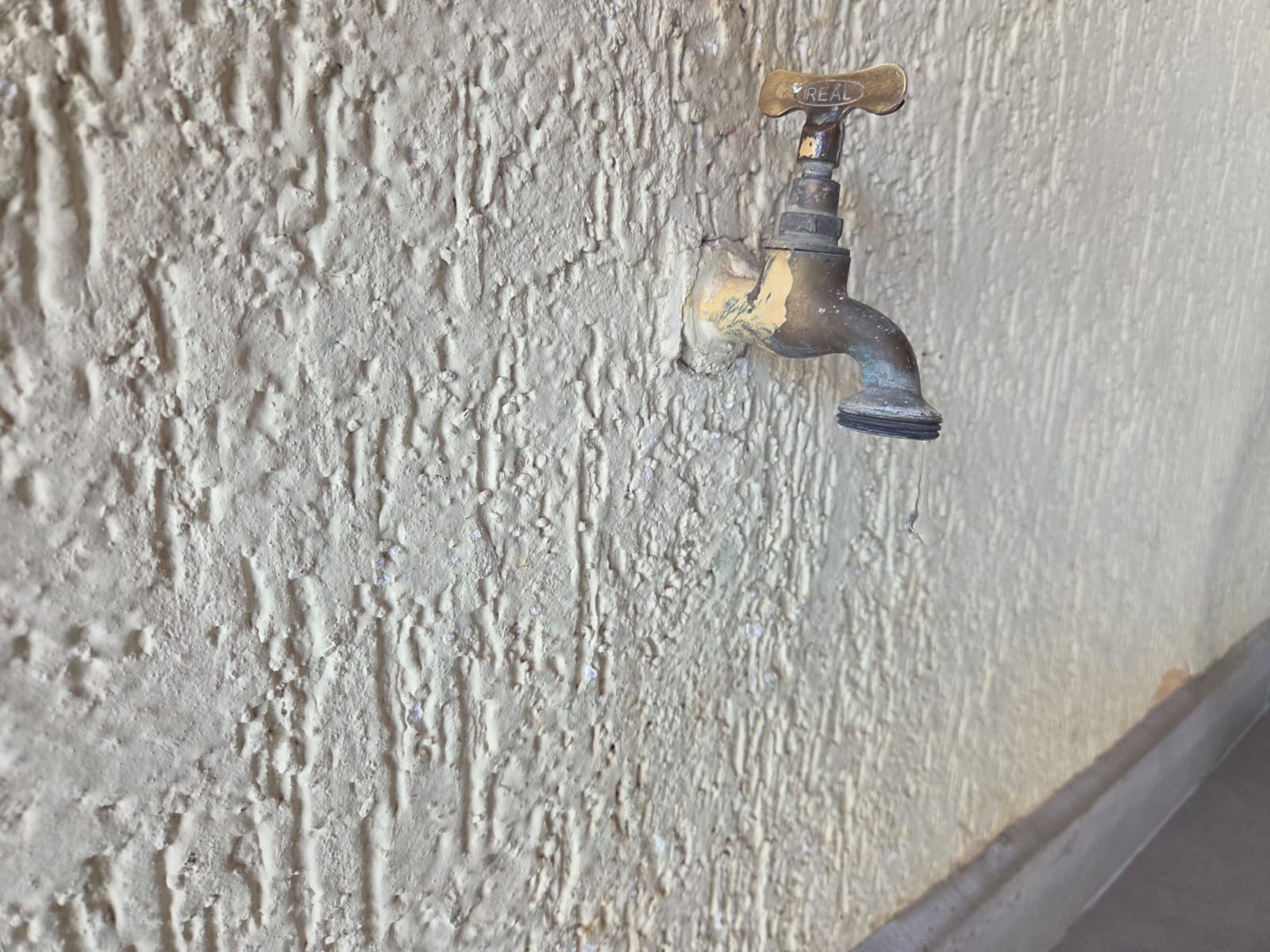 Bairros de São José dos Campos seguem sem água pelo segundo dia seguido