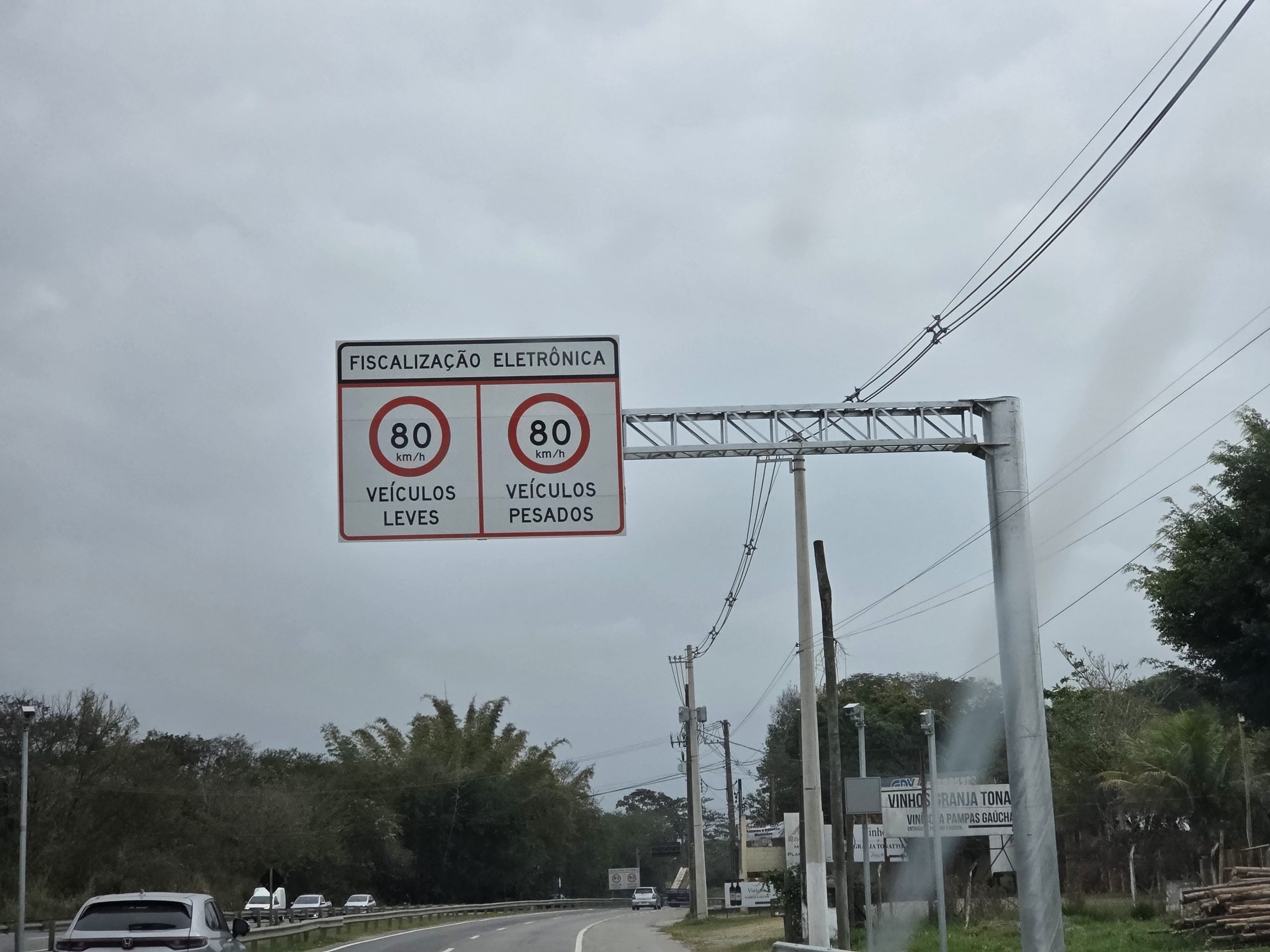 radares de velocidade entram em operação nas rodovias do Vale do Paraíba e Litoral Norte