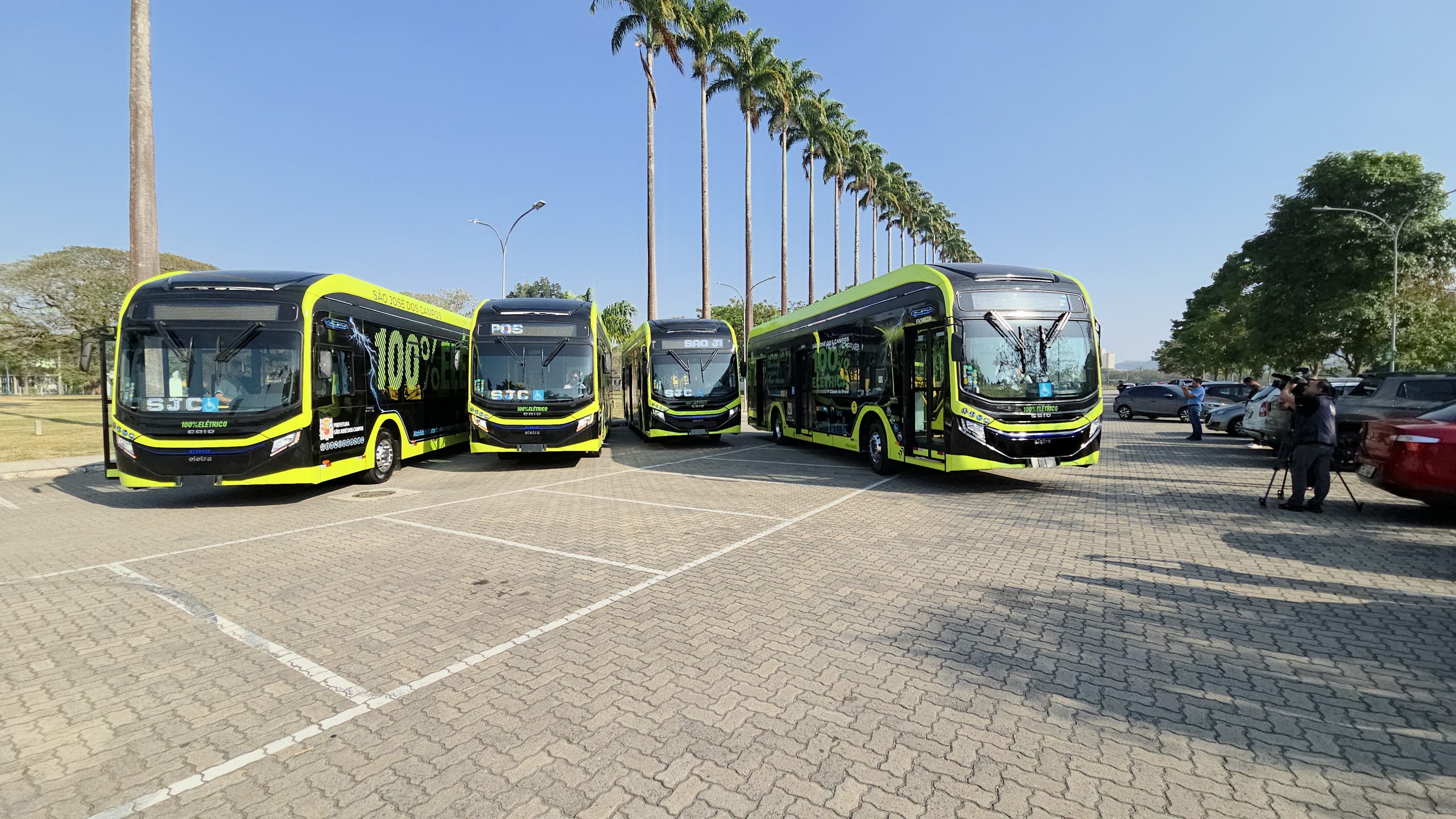 Conheça os novos ônibus elétricos de São José dos Campos