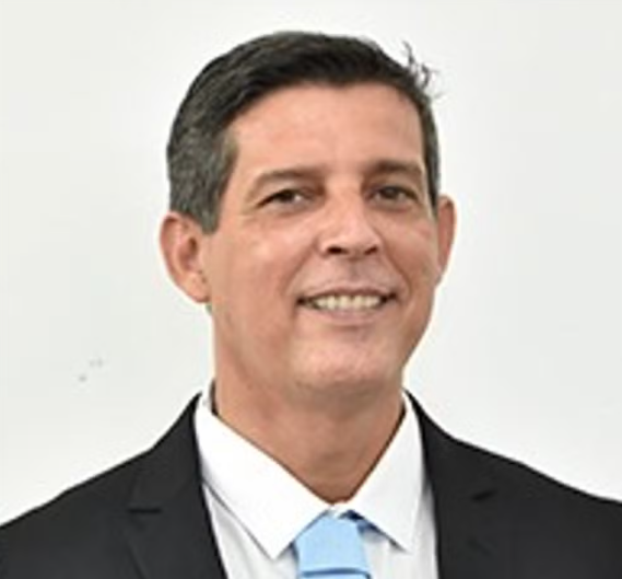 Justiça manda afastar secretário de Administração de Ilhabela em 72 horas por condenação relacionada à Lei Maria da Penha