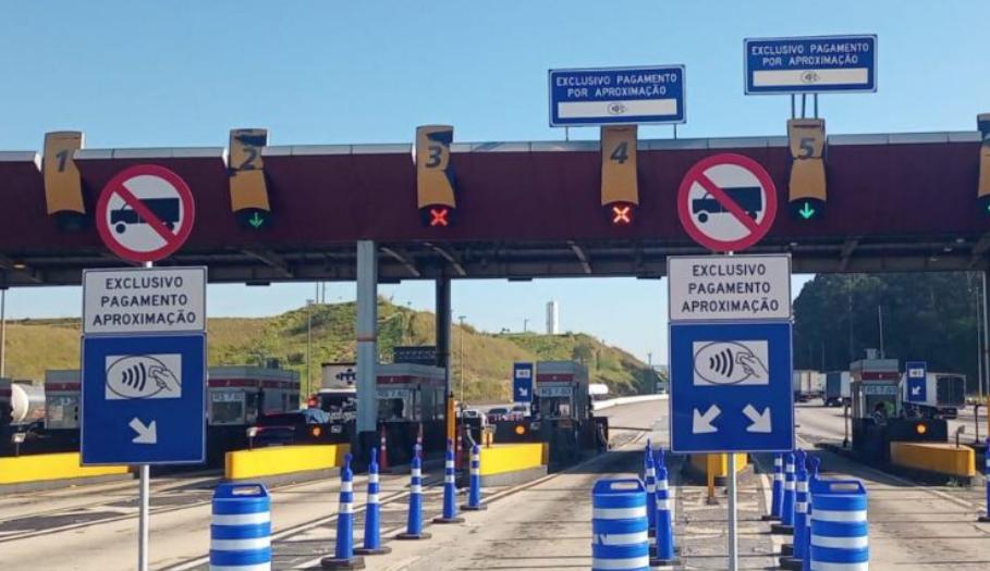 Rodovia dos Tamoios adota cabines de autoatendimento em pedágios. Saiba como funciona