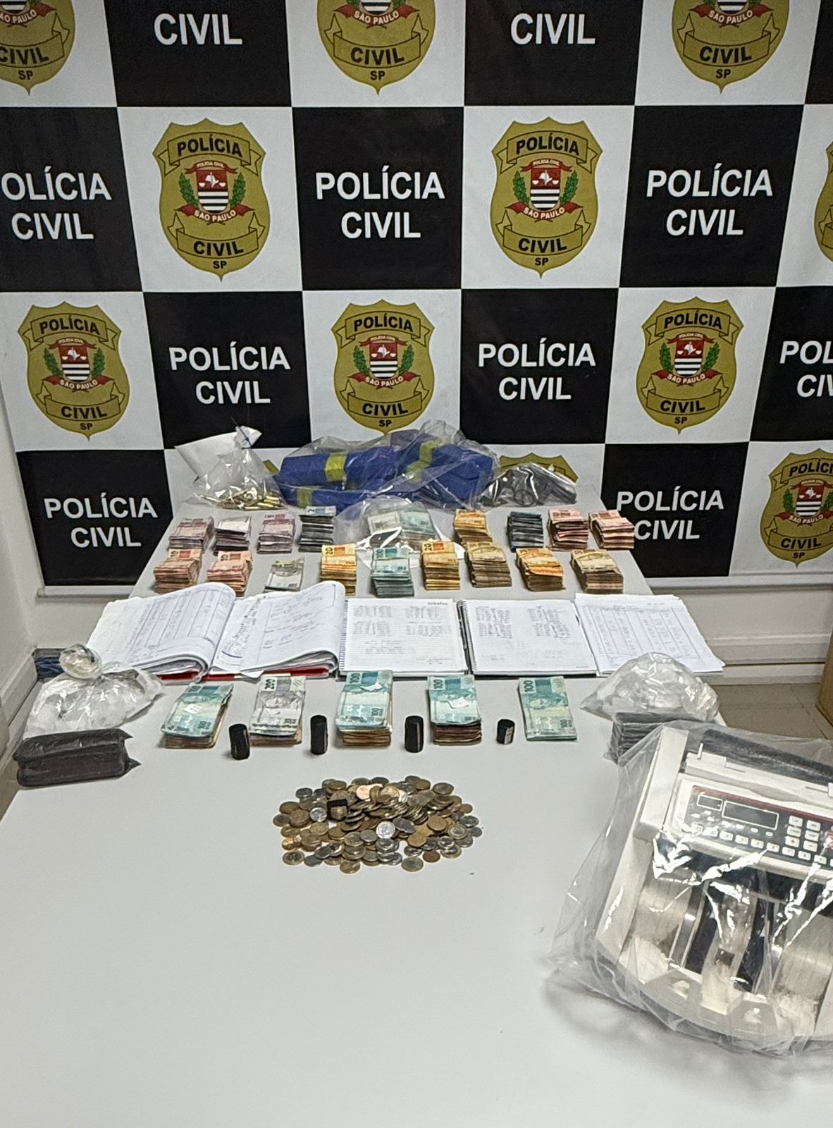 Polícia Civil apreende R$ 90 mil