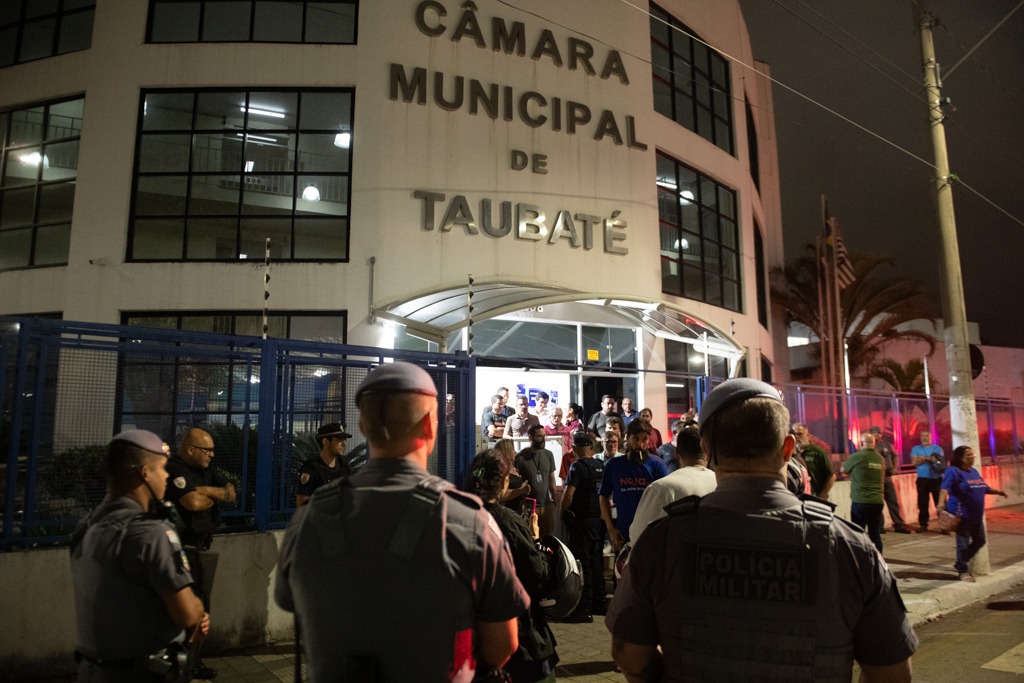 Saiba o que diz o Boletim de Ocorrência sobre a confusão na Câmara de Taubaté, que terminou na delegacia